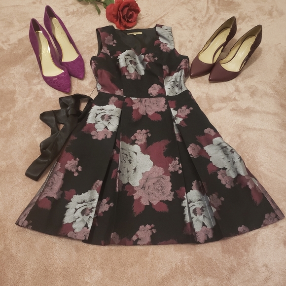 Full Lined RW & Co Damask Dress - Picture 2 of 10